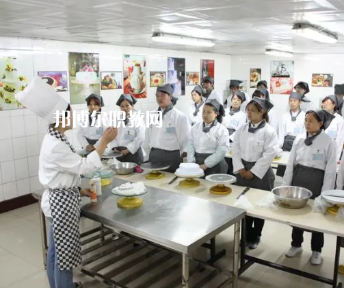 石家莊飲食集團(tuán)烹飪職業(yè)學(xué)校2022年報(bào)名條件、招生要求、招生對(duì)象