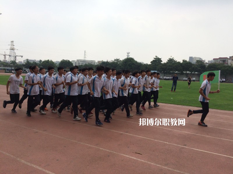 佛山順德區(qū)胡錦超職業(yè)技術(shù)學(xué)校2022年報(bào)名條件、招生要求、招生對(duì)象