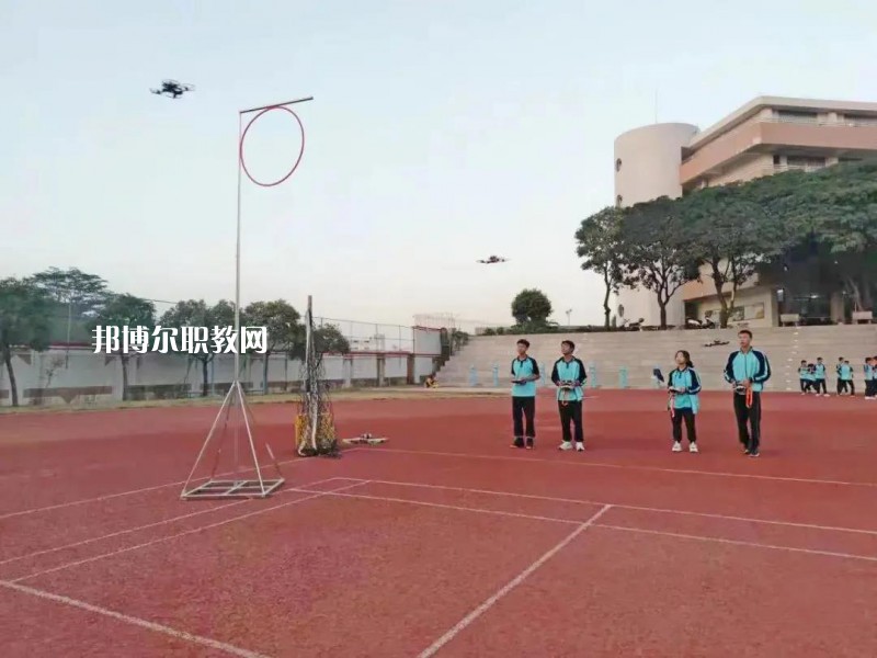 楚雄機(jī)械電子職業(yè)技術(shù)學(xué)校2022年學(xué)費(fèi)、收費(fèi)多少