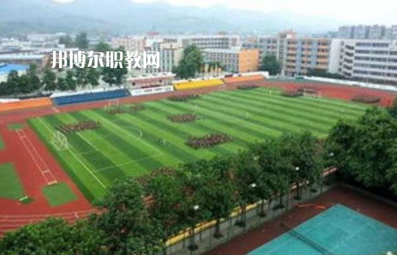 云南昆明工業(yè)學(xué)校2022年報名條件、招生要求、招生對象