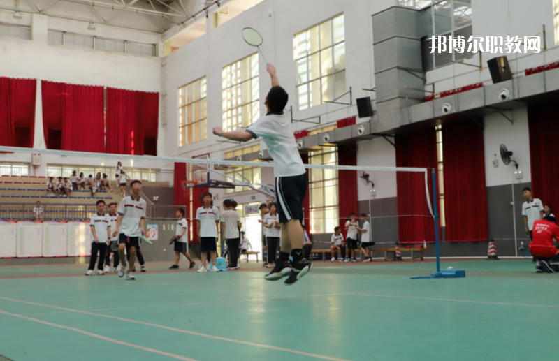 東莞信息技術(shù)學(xué)校2022年報(bào)名條件、招生要求、招生對(duì)象 