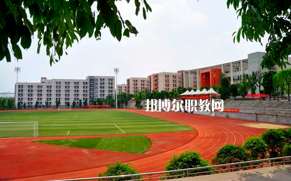 重慶建峰工業(yè)集團有限公司技工學校2022年報名條件、招生要求、招生對象