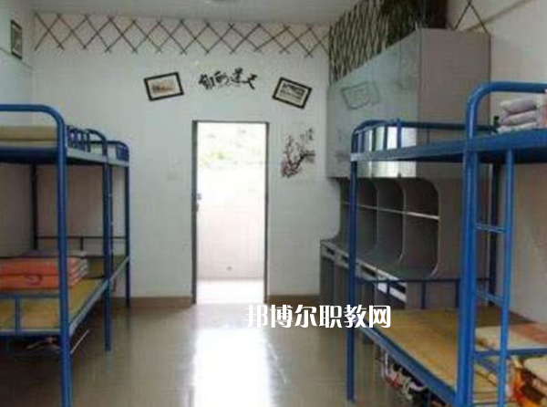 重慶春琿人文技工學校2022年宿舍條件