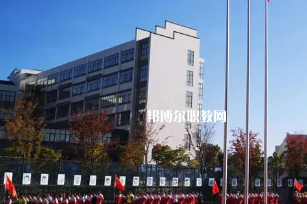 貴陽英才學校2022年報名條件、招生要求、招生對象