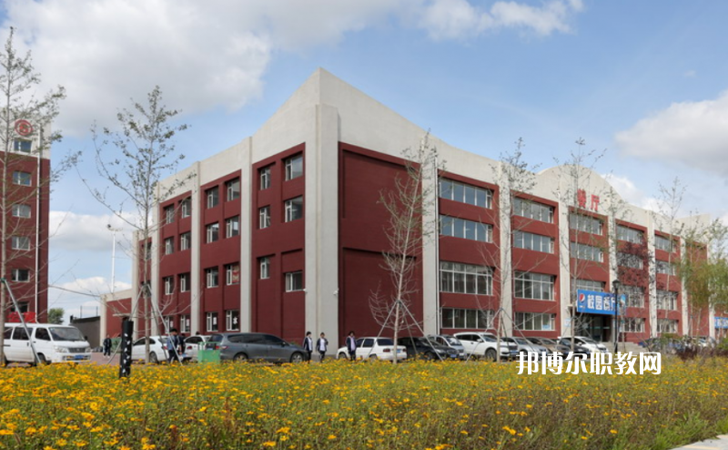 吉林省四平衛(wèi)生學(xué)校2022年報(bào)名條件、招生要求、招生對(duì)象 