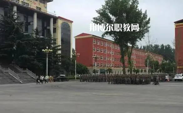 河南工業(yè)和信息化高級技工學校2022年報名條件、招生要求、招生對象