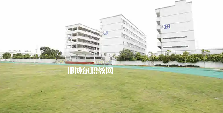 廣州金領(lǐng)技工學(xué)校2022年報(bào)名條件、招生要求、招生對象