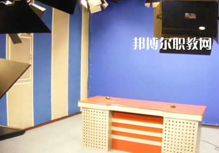 湖北廣播電視學(xué)校2022年有哪些專(zhuān)業(yè)