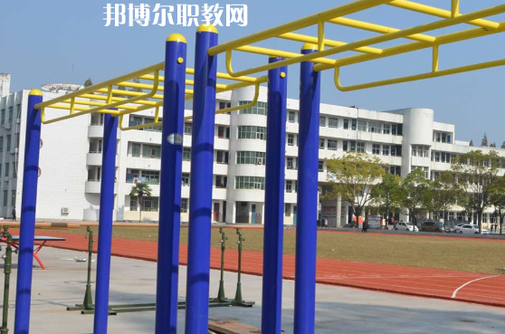 潛江職教中心2022年報名條件、招生要求、招生對象