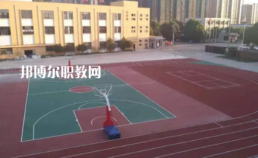 湖北仙桃高級技工學(xué)校2022年報(bào)名條件、招生要求、招生對象