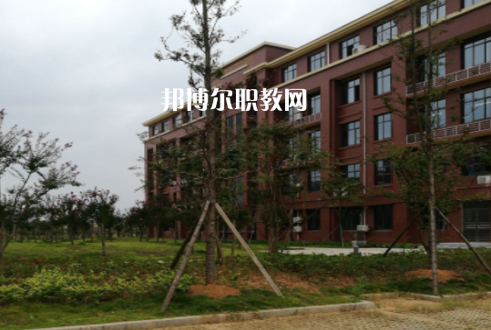 湖南湘北職業(yè)中專(zhuān)學(xué)校