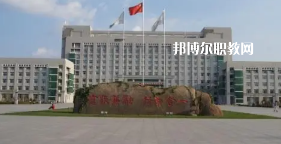 哈爾濱高職?？圃盒Ｅ琶?4強