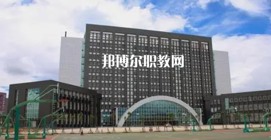 昆明高職?？圃盒Ｅ琶?0強(qiáng)