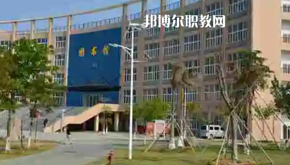 廈門高職?？圃盒Ｅ琶?1強(qiáng)