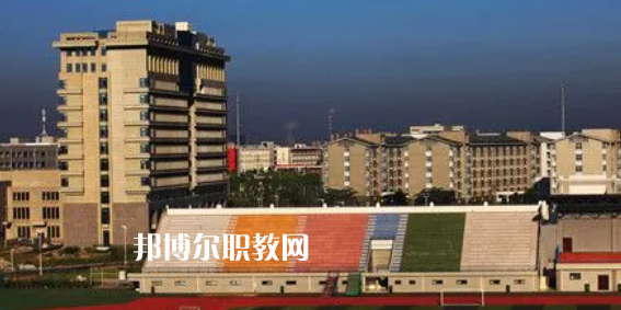 安徽高職?？圃盒Ｅ琶?6強