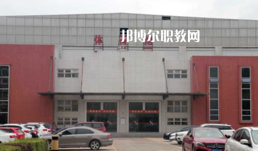 四川省南充外國(guó)語(yǔ)中等專業(yè)學(xué)校2023年學(xué)費(fèi)、收費(fèi)多少