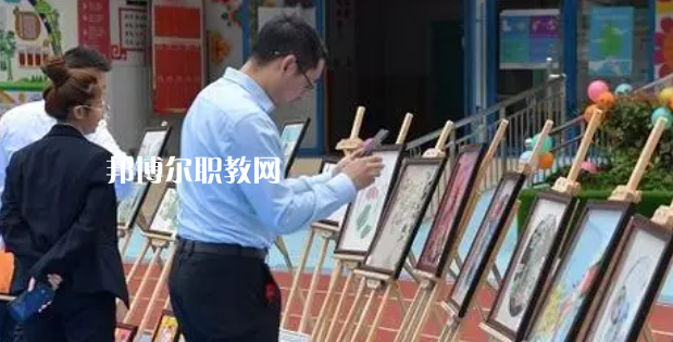 汶川縣特殊教育學(xué)校地址在哪里，哪個(gè)地區(qū)，哪個(gè)城市?