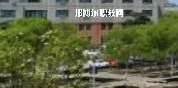 江蘇省常熟中等專業(yè)學(xué)校地址在哪里，哪個(gè)地區(qū)，哪個(gè)城市?