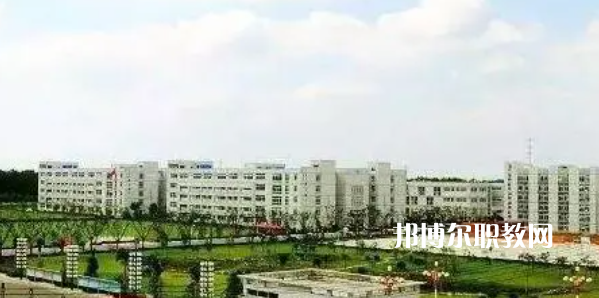 江蘇省高郵中等專業(yè)學校地址在哪里，哪個地區(qū)，哪個城市?