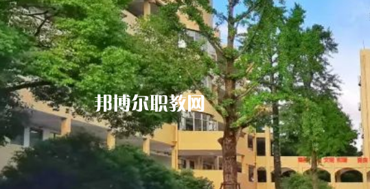 寧波市職教中心學(xué)校地址在哪里，哪個(gè)地區(qū)，哪個(gè)城市?