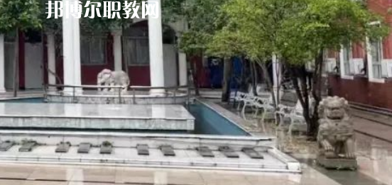 臺州市雙語實(shí)驗(yàn)學(xué)校地址在哪里，哪個(gè)地區(qū)，哪個(gè)城市?