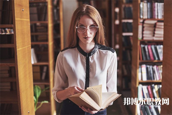 都勻中等職業(yè)技術(shù)學(xué)校有哪些招生專業(yè)(2023年) 都勻中等職業(yè)技術(shù)學(xué)校有哪些招生專業(yè)(2023年)