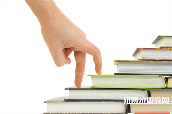 昆明市盤(pán)龍區(qū)千發(fā)職業(yè)學(xué)校有哪些招生專業(yè)（2023年）