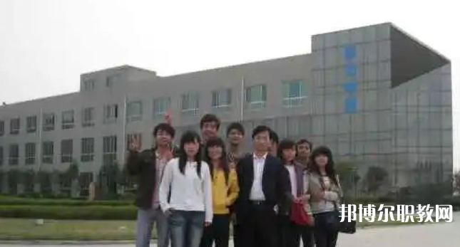 陜西省高教系統(tǒng)職業(yè)中等專業(yè)學(xué)校地址，乘車路線