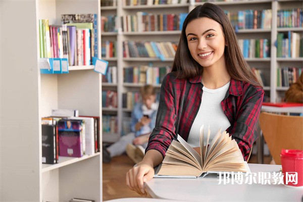 培黎石油學(xué)校有哪些招生專(zhuān)業(yè)（2023年）