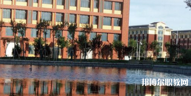 石家莊城市建設學校地址，乘車路線