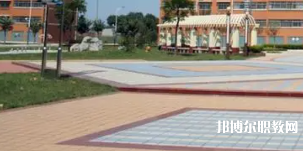 灤州市衛(wèi)生職業(yè)中等專業(yè)學(xué)校地址，乘車路線