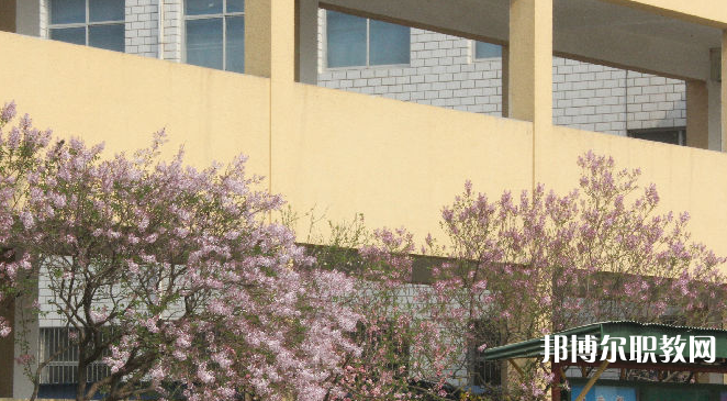 2023遷西縣職業(yè)技術教育中心多少錢 遷西縣職業(yè)技術教育中心各專業(yè)學費收費標準