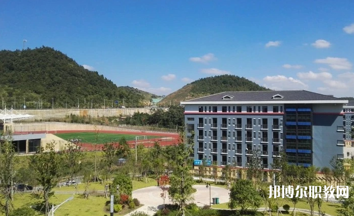 2023貴州農(nóng)業(yè)職業(yè)學(xué)院中職部多少錢 貴州農(nóng)業(yè)職業(yè)學(xué)院中職部各專業(yè)學(xué)費收費標(biāo)準(zhǔn)