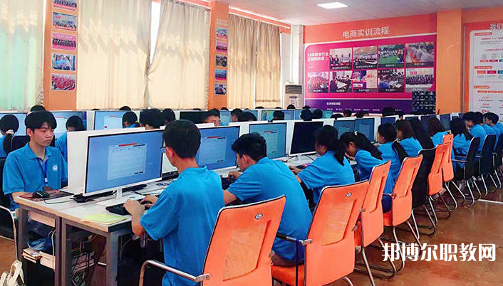 2023貴陽(yáng)市新華電腦中等職業(yè)學(xué)校招生計(jì)劃 招生人數(shù)是多少(附要求、條件、對(duì)象)