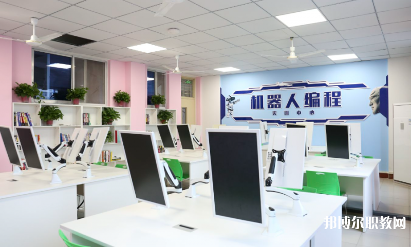 2023鄭州新華中等專業(yè)學(xué)校招生計劃 招生人數(shù)是多少(附要求、條件、對象)