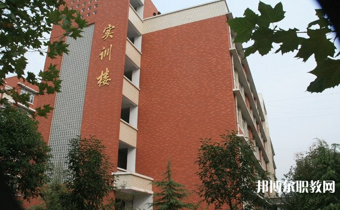 漯河市食品工業(yè)中等專(zhuān)業(yè)學(xué)校怎么樣、好不好