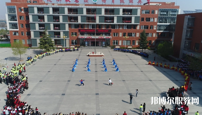 三門峽市湖濱區(qū)中等職業(yè)教育學(xué)校地址，乘車路線