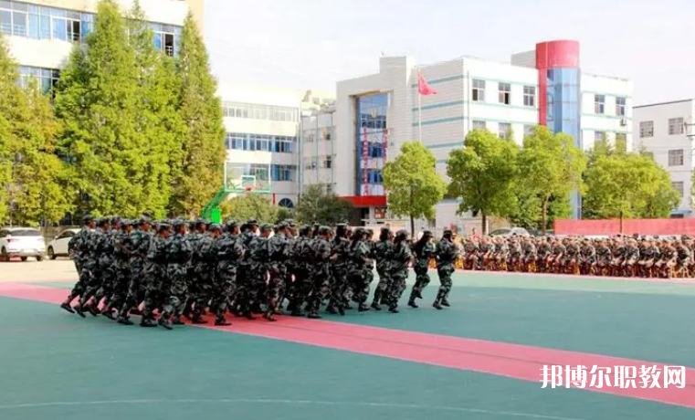 潢川縣職業(yè)中等專業(yè)學(xué)校招生簡(jiǎn)章2023年