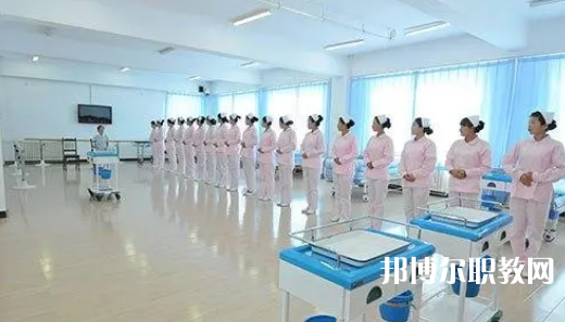 四川育英醫(yī)養(yǎng)科技技工學(xué)校2024年報(bào)名條件、招生要求、招生對(duì)象