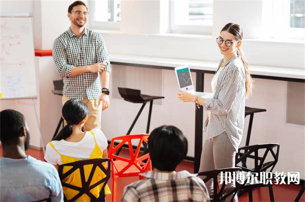 湖北哪里的中職學(xué)校能讀樓宇智能化設(shè)備安裝與運行專業(yè)