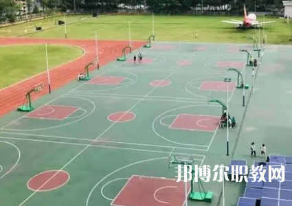 湖南湘江工貿(mào)技工學(xué)校怎么樣、好不好