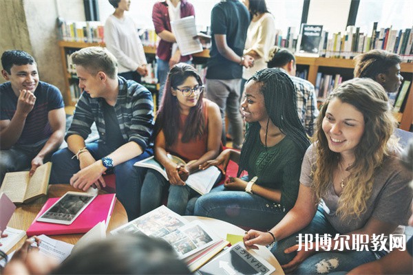 湖北哪里的中職學校能讀烹飪(中式烹調)專業(yè) 湖北哪里的中職學校能讀烹飪(中式烹調)專業(yè)