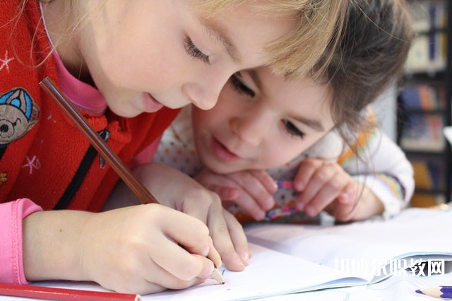 湖南哪里的中職學(xué)校能讀網(wǎng)絡(luò)營銷專業(yè)