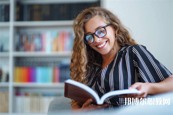 廣東哪里的中專學(xué)校能讀市場營銷(電子商務(wù)方向)專業(yè) 廣東哪里的中專學(xué)校能讀市場營銷(電子商務(wù)方向)專業(yè)