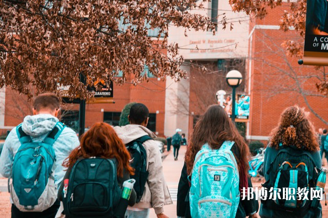 廣西哪里的職業(yè)學(xué)校能讀跆拳道專業(yè) 廣西哪里的職業(yè)學(xué)校能讀跆拳道專業(yè)