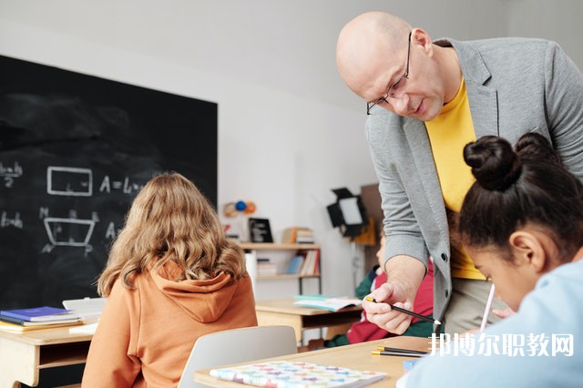四川哪里的中職學(xué)校能讀工程造價(jià)專業(yè) 四川哪里的中職學(xué)校能讀工程造價(jià)專業(yè)