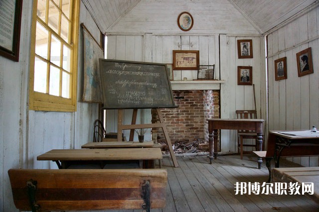 四川哪里的職業(yè)學(xué)校能讀機械加工技術(shù)專業(yè) 四川哪里的職業(yè)學(xué)校能讀機械加工技術(shù)專業(yè)