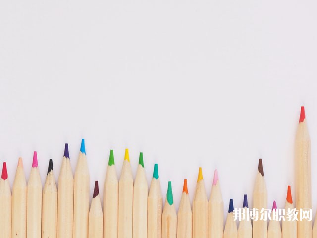 四川哪里的職業(yè)學(xué)校能讀電工專業(yè) 四川哪里的職業(yè)學(xué)校能讀電工專業(yè)