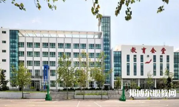 瓦房店市第一中等職業(yè)技術(shù)專業(yè)學(xué)校怎么樣、好不好