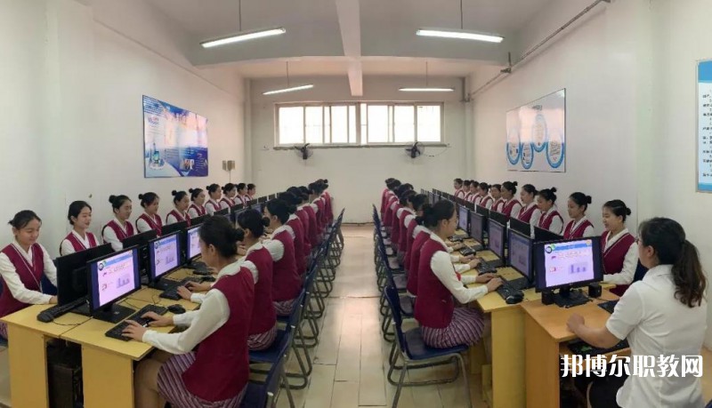 大連航空管理中等職業(yè)技術(shù)學校怎么樣、好不好